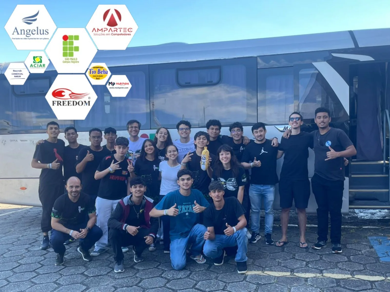 Grupo de Robótica do IFSP Campus Registro (GRIF-RGT) conquista segundo lugar em Competição Internacional de Robótica