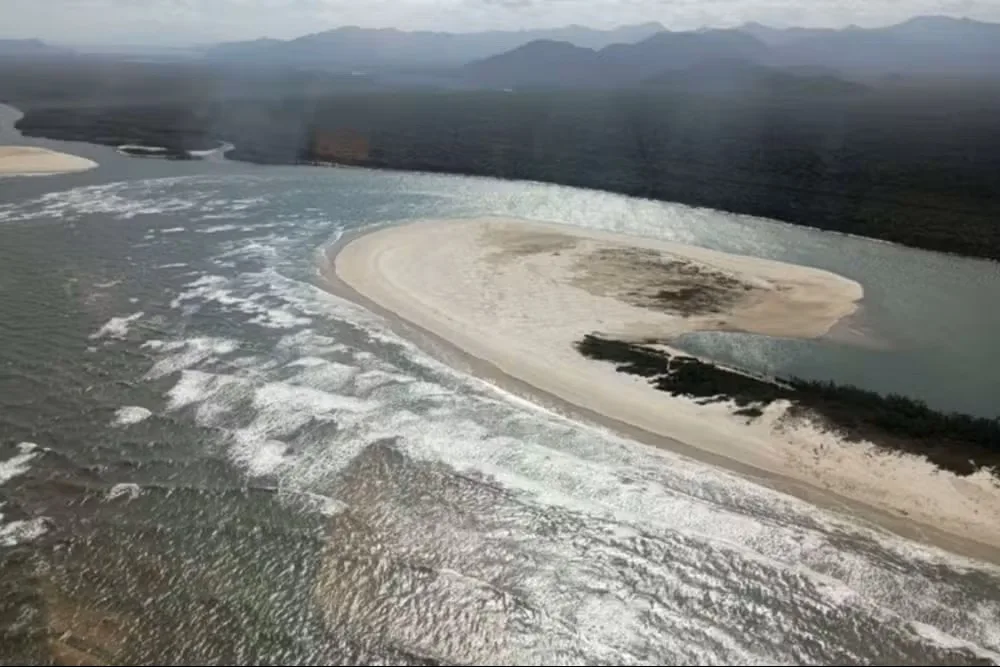 Imagem aérea da Ilha do Cardoso, em Cananéia — Foto: Reprodução/MP-SP