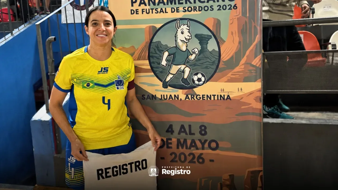 Maria Clara Montemor conquista tricampeonato pan-americano com a Seleção Brasileira de Futsal para Surdos